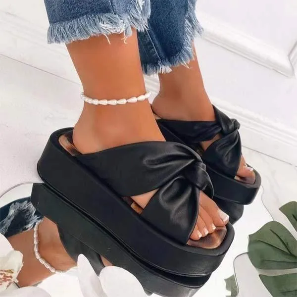 Women's Thick-soled Crossed Strap Sandals 69184057C